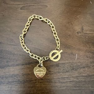 DH Gate Gold Heart Tag Chain Bracelet